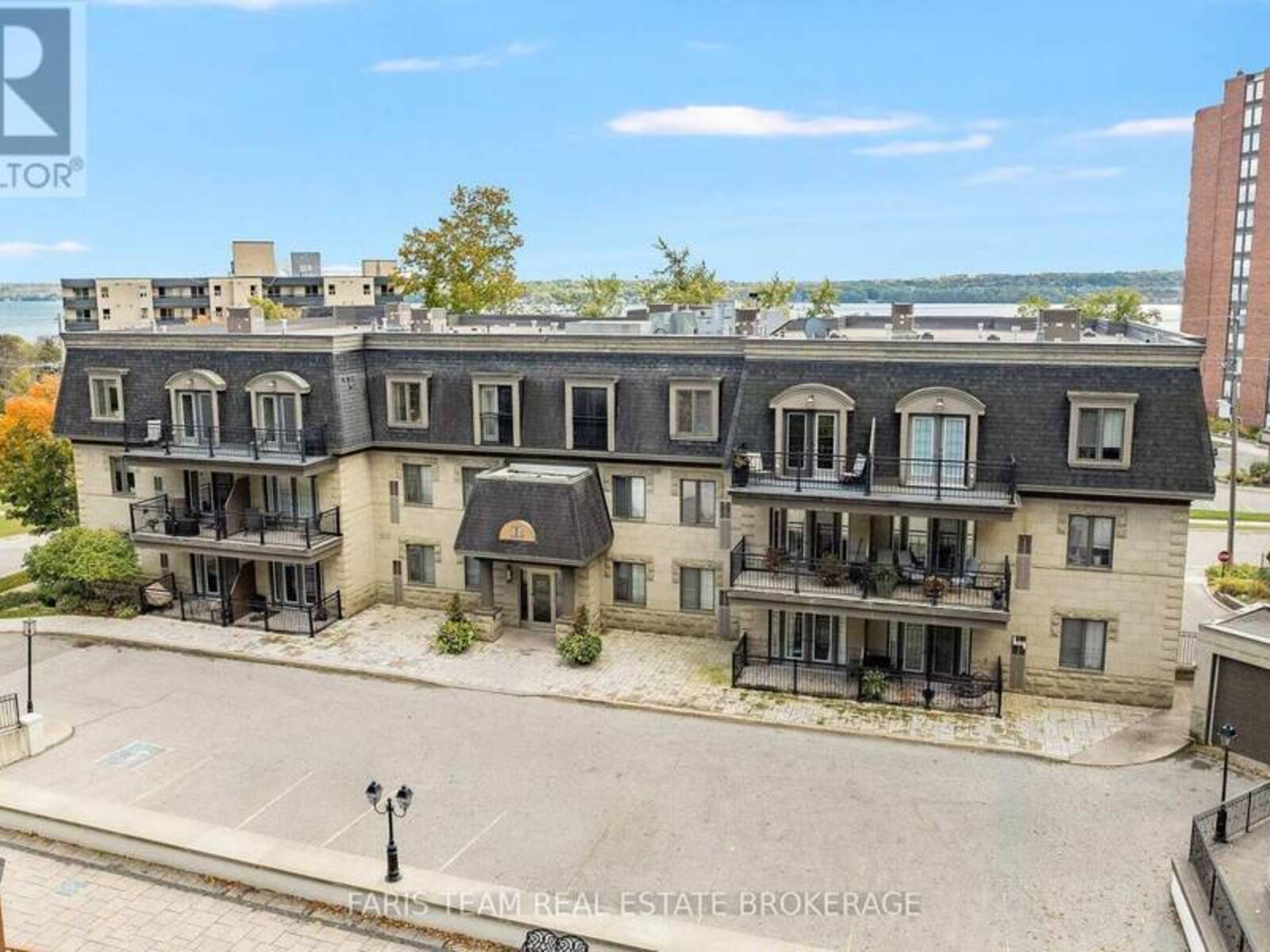 101 - 200 COLLIER STREET, Barrie, Ontario L4M 1H7