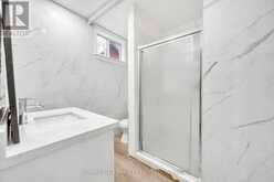 20 ELIZABETH STREET S | Richmond Hill Ontario | Slide Image Nine
