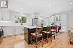 502 KAREN DRIVE | Burlington Ontario | Slide Image Eight