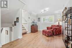 502 KAREN DRIVE | Burlington Ontario | Slide Image Sixteen
