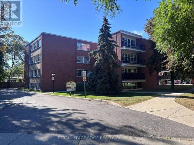 404 - 2054 COURTLAND DRIVE Burlington Ontario, L7R 1R8 - 1 Bedroom Condo For Sale