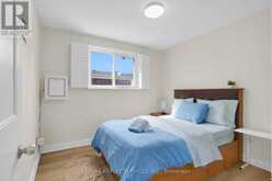 17 AVENING DRIVE | Toronto Ontario | Slide Image Eighteen