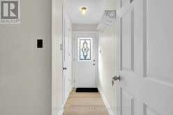 17 AVENING DRIVE | Toronto Ontario | Slide Image Twenty-eight
