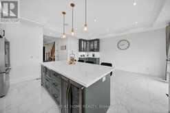 17 EXBURY ROAD | Toronto Ontario | Slide Image Nine