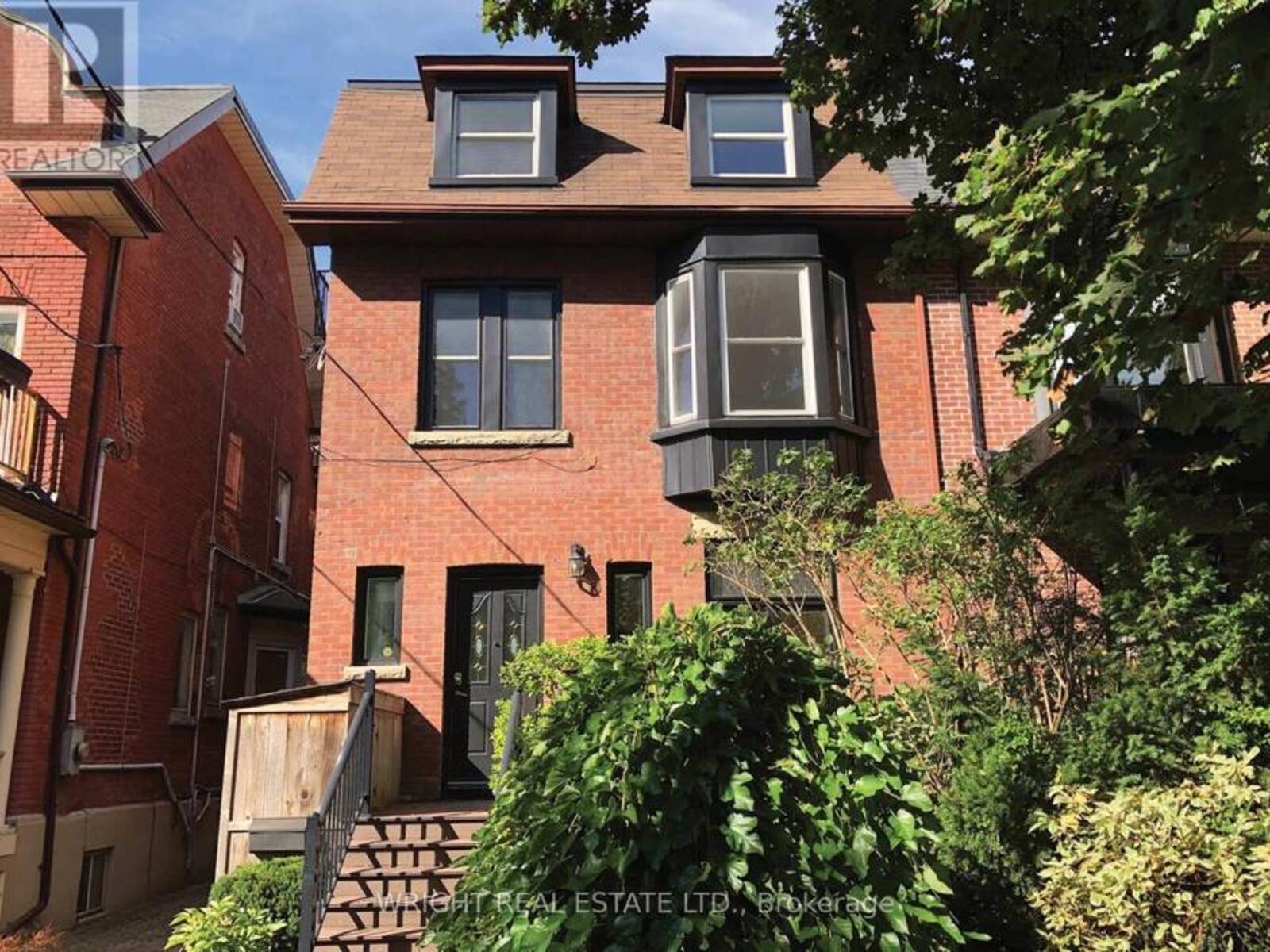 112 ALBANY AVENUE, Toronto, Ontario M5R 3C4
