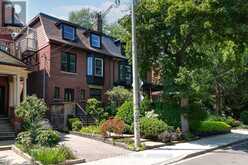 112 ALBANY AVENUE | Toronto Ontario | Slide Image Two