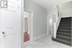 112 ALBANY AVENUE | Toronto Ontario | Slide Image Four