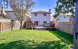 664 ERAMOSA CRESCENT | Pickering Ontario | Slide Image Forty