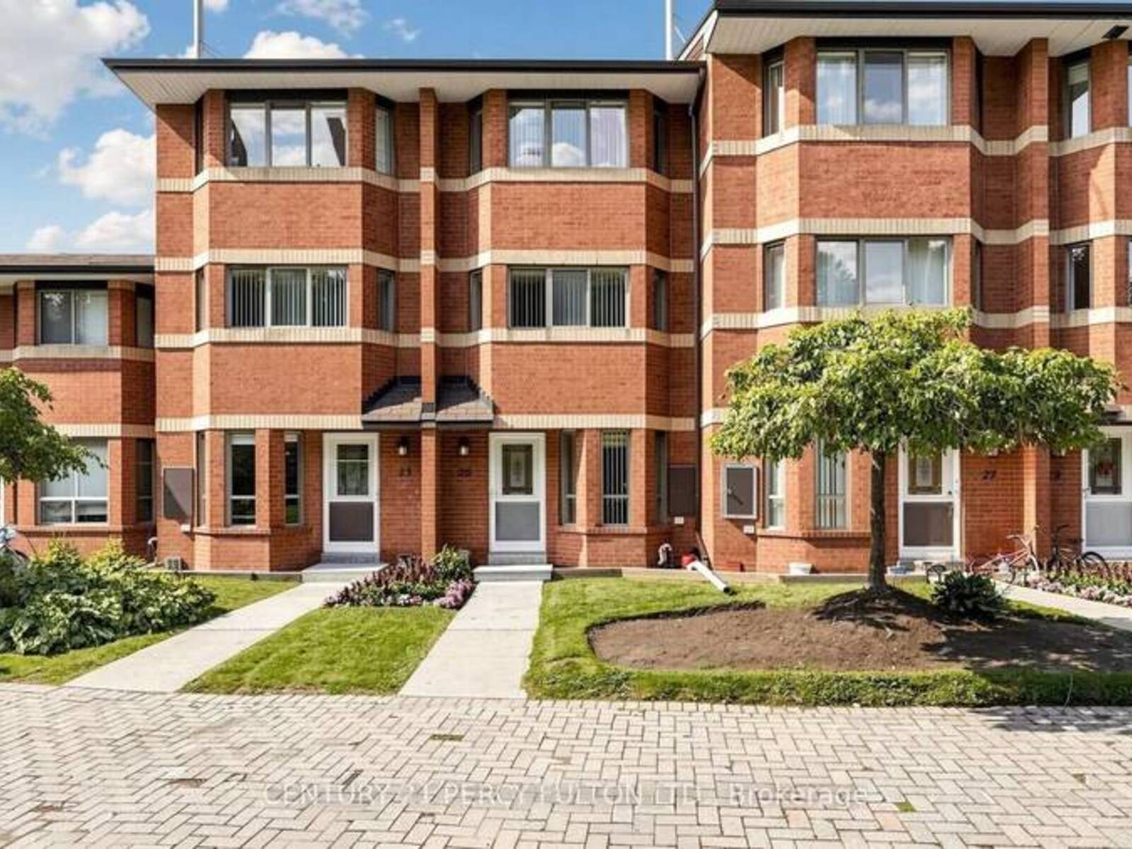 TH26 - 2472 EGLINTON AVENUE E, Toronto, Ontario M1K 5J9