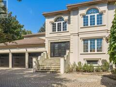 176 OLD SURREY LANE Richmond Hill Ontario, L4C 7E5
