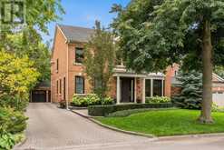 54 THEOBALDS CIRCLE | Richmond Hill Ontario | Slide Image One