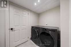 54 THEOBALDS CIRCLE | Richmond Hill Ontario | Slide Image Forty-one