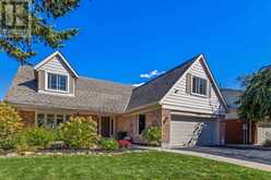 4248 DUNVEGAN ROAD | Burlington Ontario | Slide Image Three
