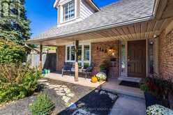 4248 DUNVEGAN ROAD | Burlington Ontario | Slide Image Four
