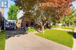 78 CAMERON AVENUE S | Hamilton Ontario | Slide Image Three