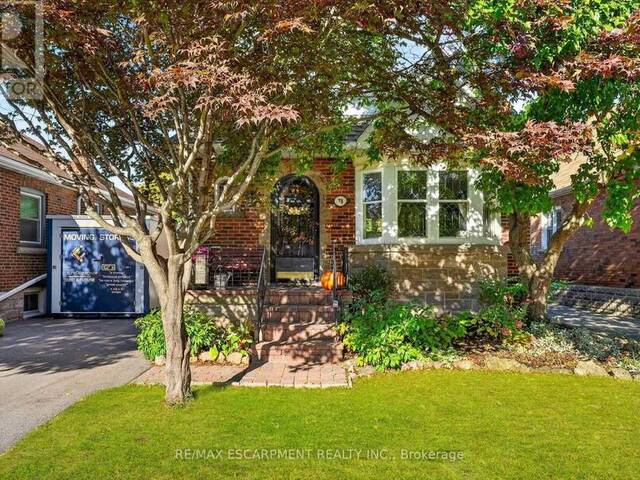 78 CAMERON AVENUE S Hamilton Ontario, L8K 2X2 - 3 Bedrooms Home For Sale