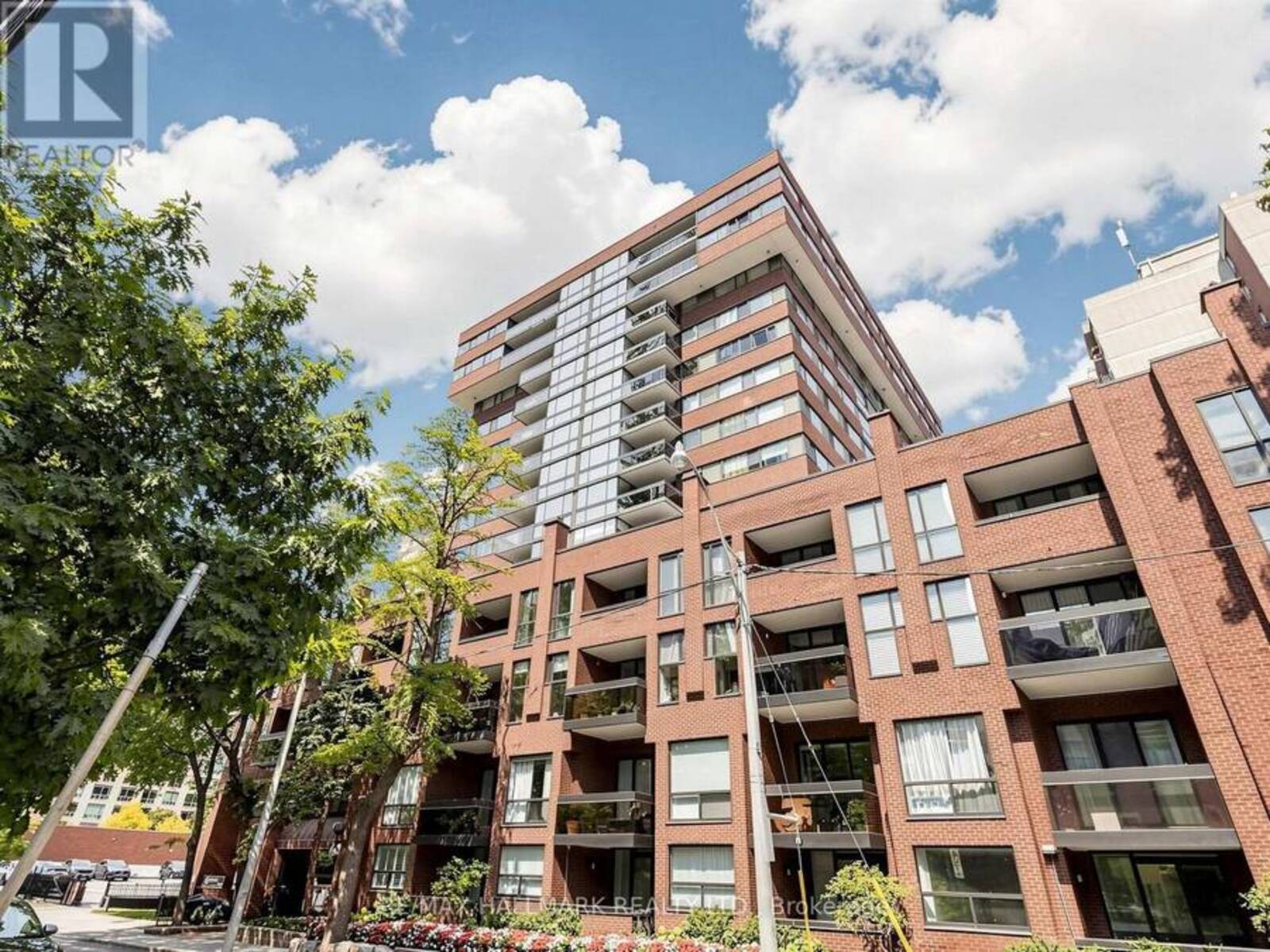 1405 - 15 MCMURRICH STREET, Toronto, Ontario M5R 3M6