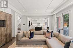 50 SHELDRAKE BOULEVARD | Toronto Ontario | Slide Image Nine