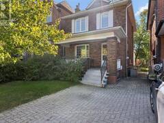 55 SNOWDON AVENUE Toronto Ontario, M4N 2A7