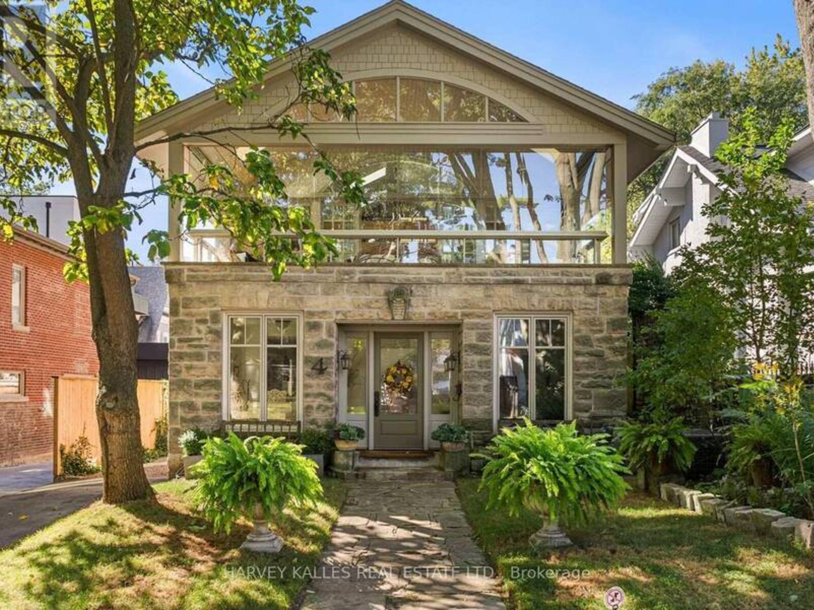 4 NEVILLE PARK BOULEVARD, Toronto, Ontario M4E 3P6