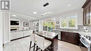 327 MACTIER DRIVE | Vaughan Ontario | Slide Image Thirteen
