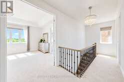 59 HYDRANGEA HOLLOW | East Gwillimbury Ontario | Slide Image Eight