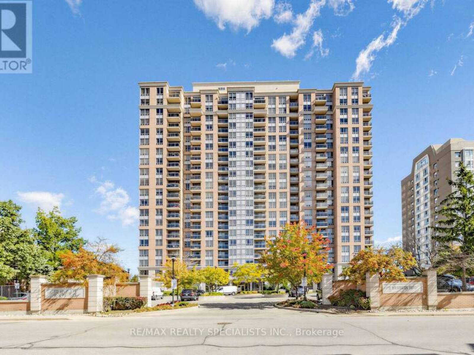 2011 - 55 STRATHAVEN DRIVE W, Mississauga, Ontario L5R 4G9