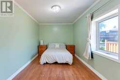 24 AURA LEA BOULEVARD | Toronto Ontario | Slide Image Twelve