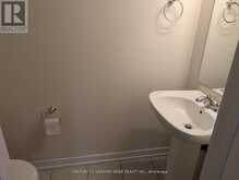 223 - 2355 SHEPPARD AVENUE W | Toronto Ontario | Slide Image Sixteen