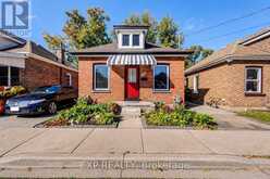 46 MAITLAND STREET | Brantford Ontario | Slide Image One