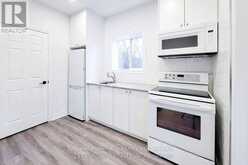 184 BEACH BOULEVARD | Hamilton Ontario | Slide Image Nine