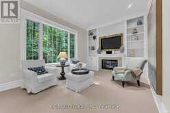 59 ELDERBERRY TRAIL | Aurora Ontario | Slide Image Nineteen