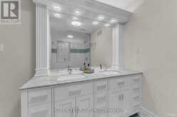 59 ELDERBERRY TRAIL | Aurora Ontario | Slide Image Thirty-seven