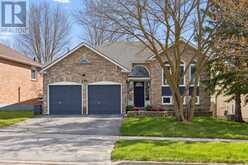 195 KING STREET | East Gwillimbury Ontario | Slide Image One