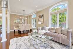 207 FARMSTEAD ROAD | Richmond Hill Ontario | Slide Image Eight