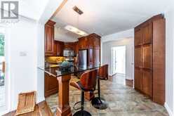 66 DECARIE CIRCLE | Toronto Ontario | Slide Image Nine