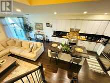 52 DUNCOMBE LANE | Richmond Hill Ontario | Slide Image Three