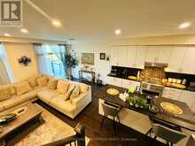 52 DUNCOMBE LANE | Richmond Hill Ontario | Slide Image Four