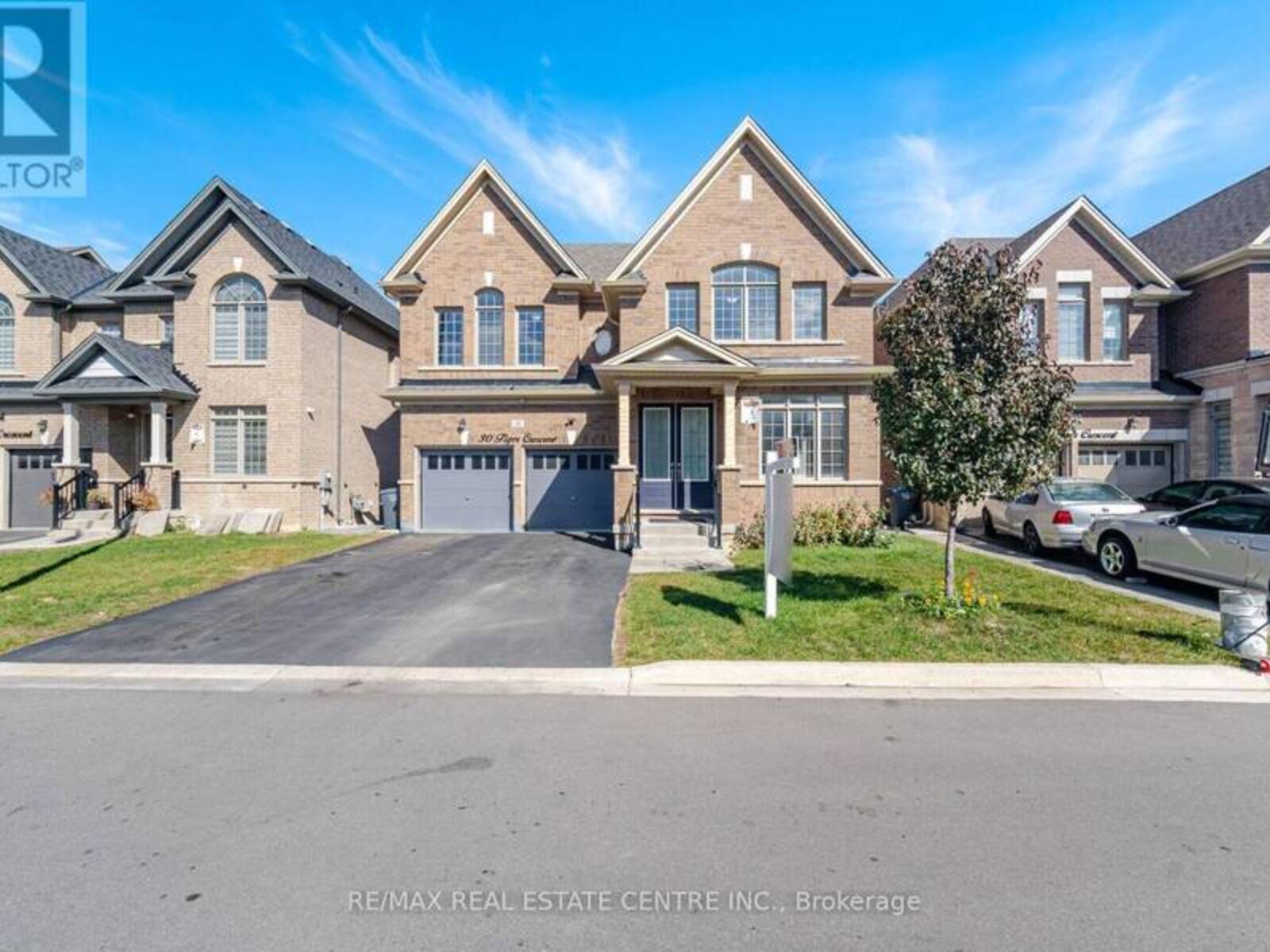 30 TIGER CRESCENT, Brampton, Ontario L6R 4C1