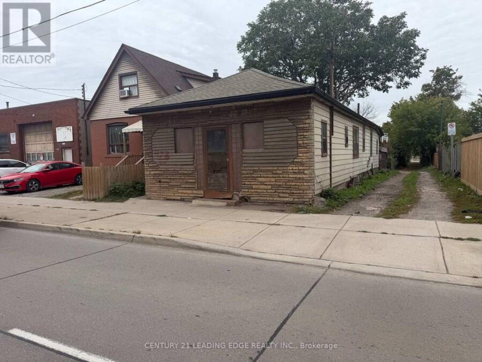 473 KENILWORTH AVENUE N, Hamilton, Ontario L8H 4T5