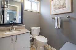 4 BLUEGRASS DRIVE | Barrie Ontario | Slide Image Fifteen