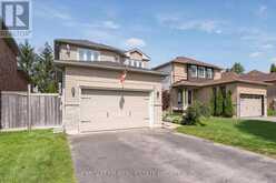 4 BLUEGRASS DRIVE | Barrie Ontario | Slide Image Three