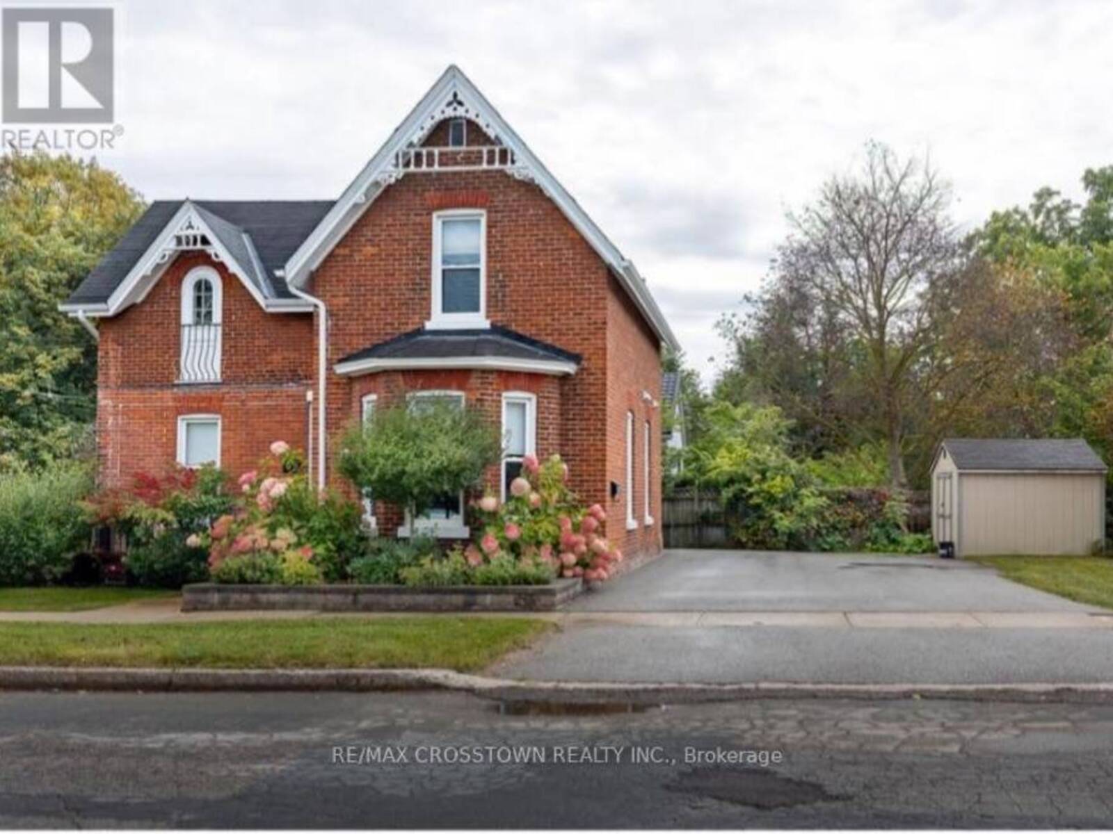49 PARK STREET, Barrie, Ontario L4N 1H7
