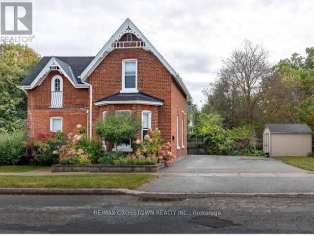 49 PARK STREET Barrie Ontario, L4N 1H7 - 3 Bedrooms Home For Sale