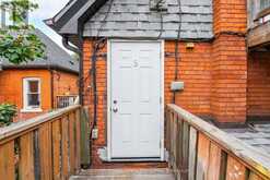 526 KING STREET E | Hamilton Ontario | Slide Image Thirteen