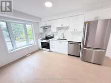 UNIT 5 - 11 PLAISANCE ROAD | Richmond Hill Ontario | Slide Image Four