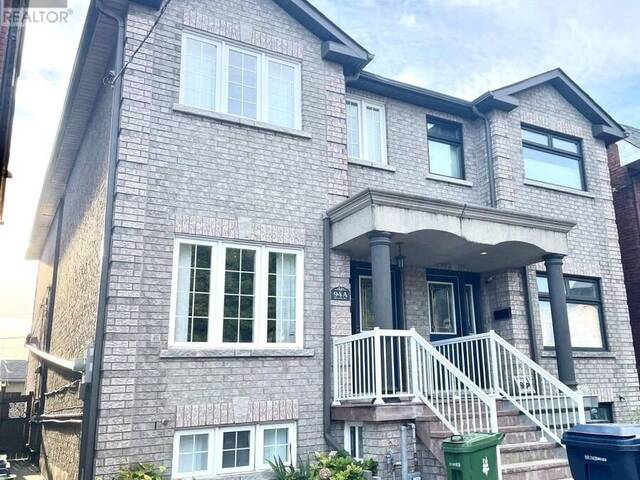 94A MULOCK AVENUE Toronto Ontario, M6N 3C6 - 4 Bedrooms Home For Sale