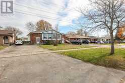 558 FIRST AVENUE | Welland Ontario | Slide Image Sixteen