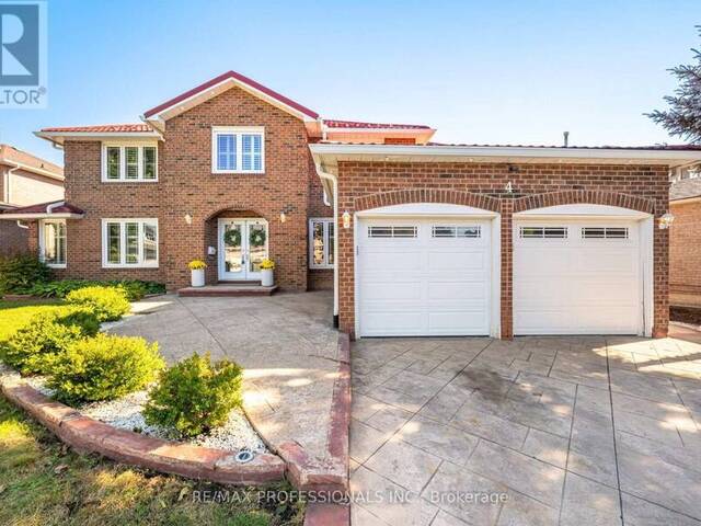 4 MCFADDEN DRIVE Brampton Ontario, L6Z 3H4 - 8 Bedrooms Home For Sale