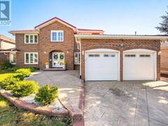 4 MCFADDEN DRIVE Brampton Ontario, L6Z 3H4